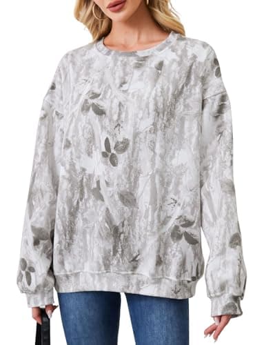 Oversized Women's Camo Sweatshirt with Maple Leaf Print Fleece Hoodie