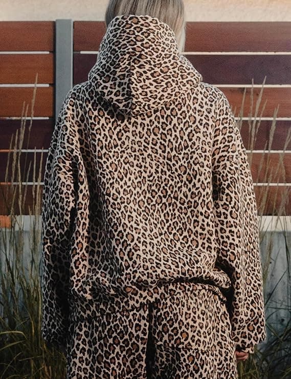 Pooyikoi Leopard Print Oversized Camo Hoodie for Women - Y2K Graphic Hoodie with Pocket